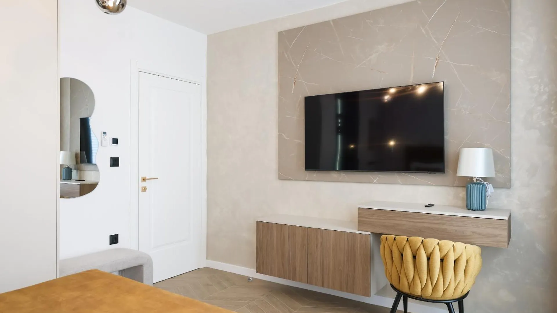 Platea Magna Lux Apartment Zadar 0*,